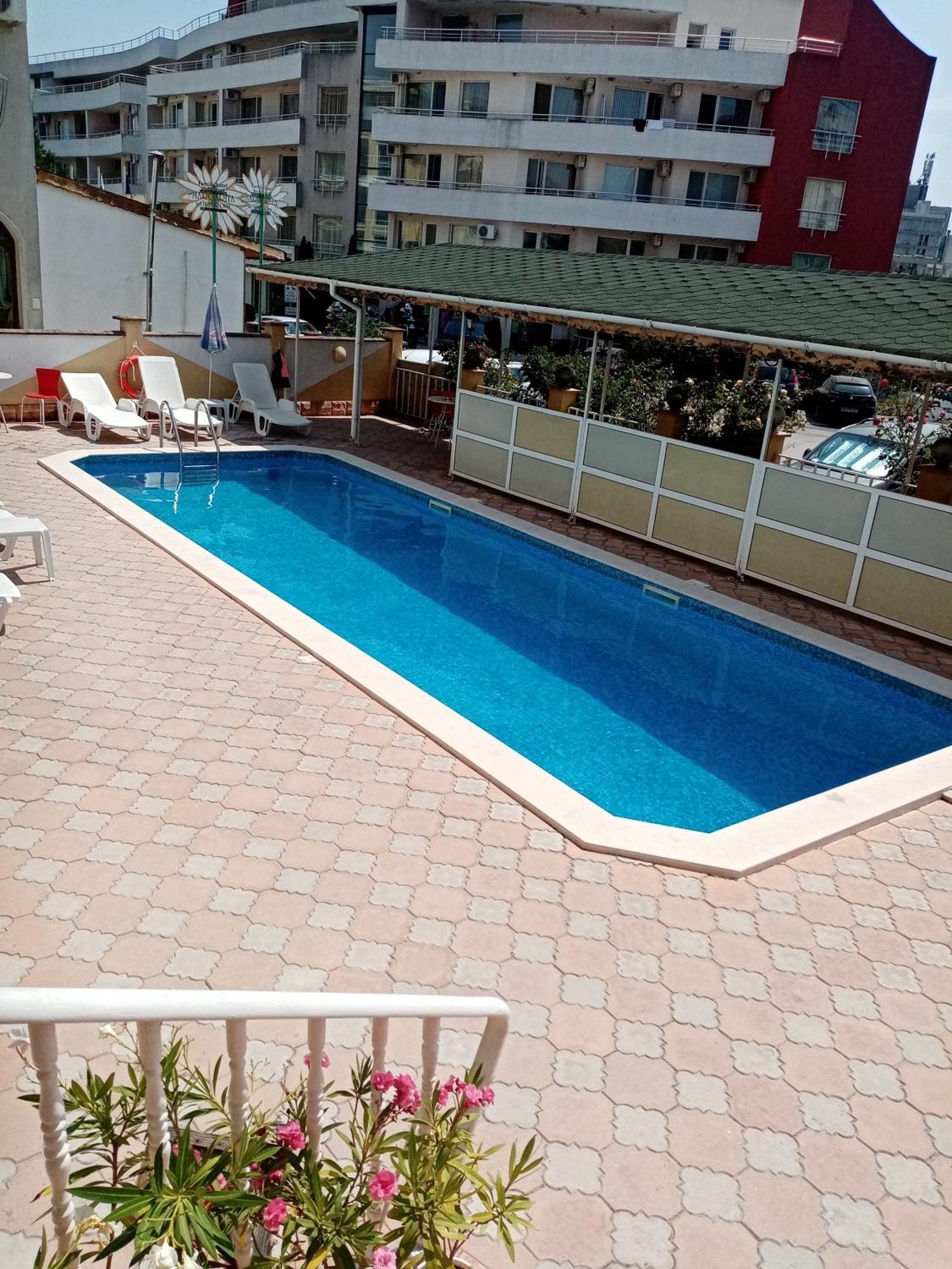 Hotel Palace คราเนโว ภายนอก รูปภาพ