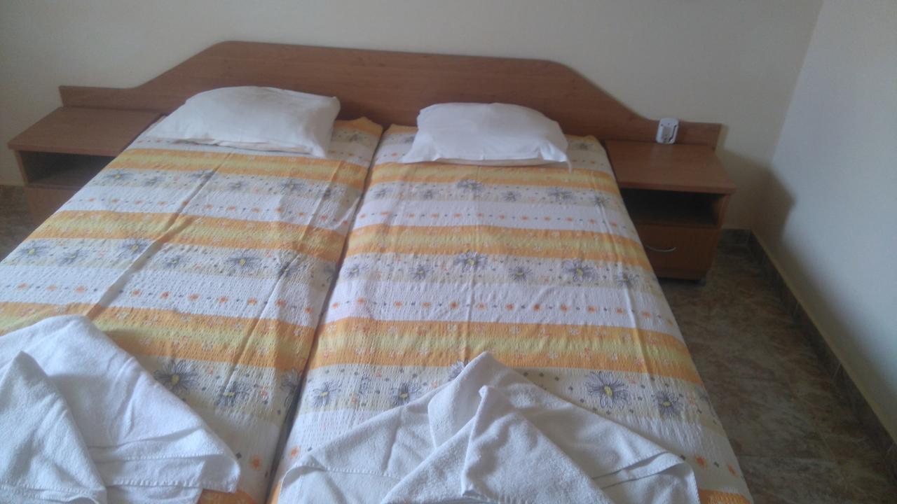 Hotel Palace คราเนโว ภายนอก รูปภาพ