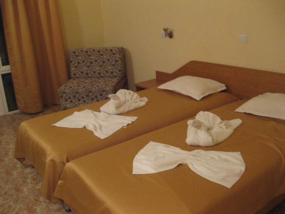 Hotel Palace คราเนโว ภายนอก รูปภาพ