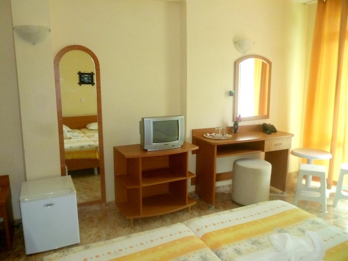 Hotel Palace คราเนโว ภายนอก รูปภาพ