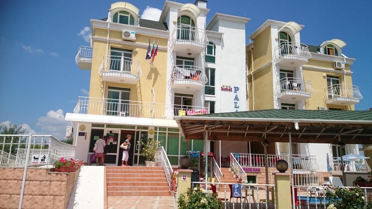 Hotel Palace คราเนโว ภายนอก รูปภาพ